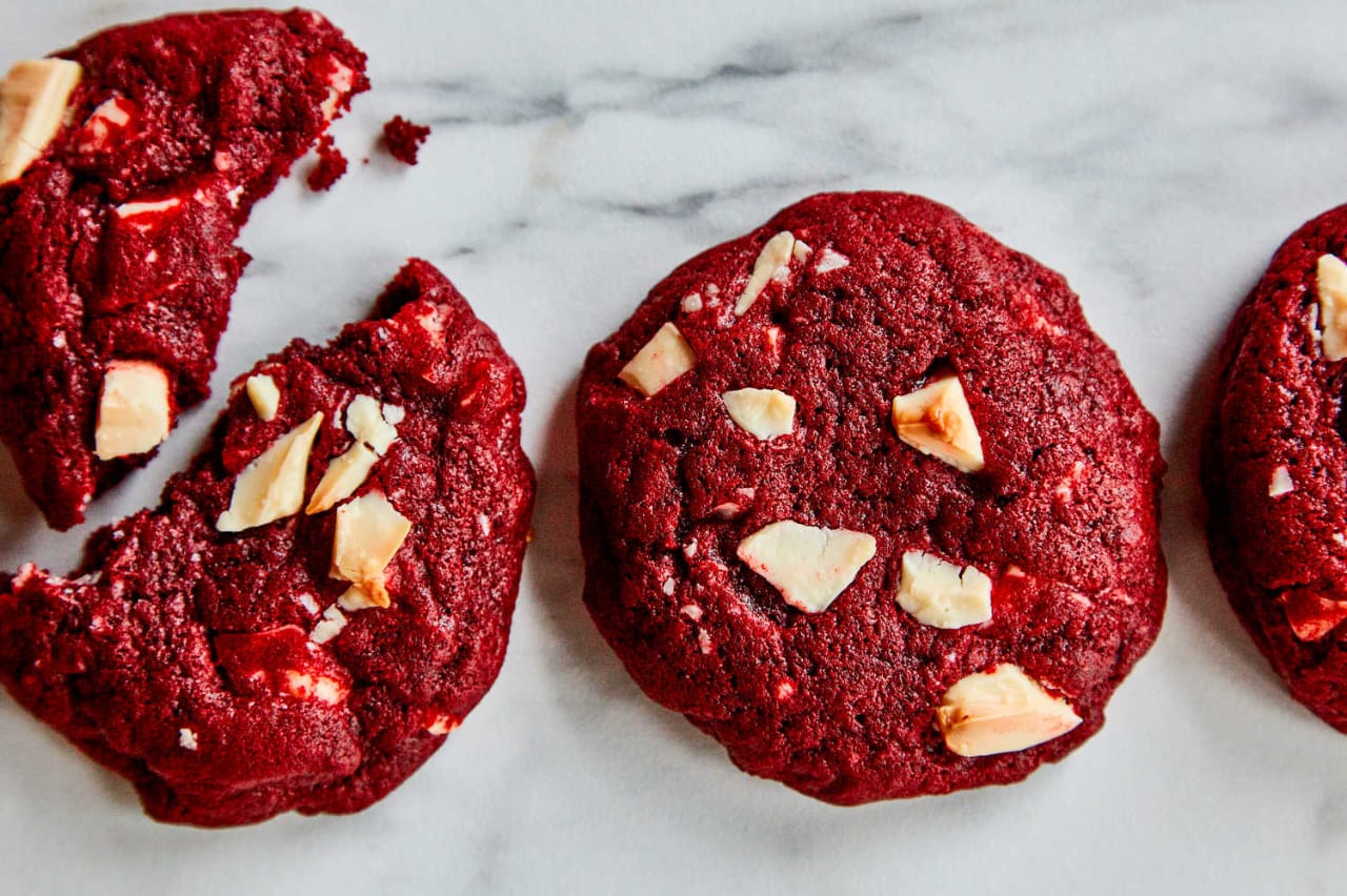 Red Velvet Chocolate Chip Cookies